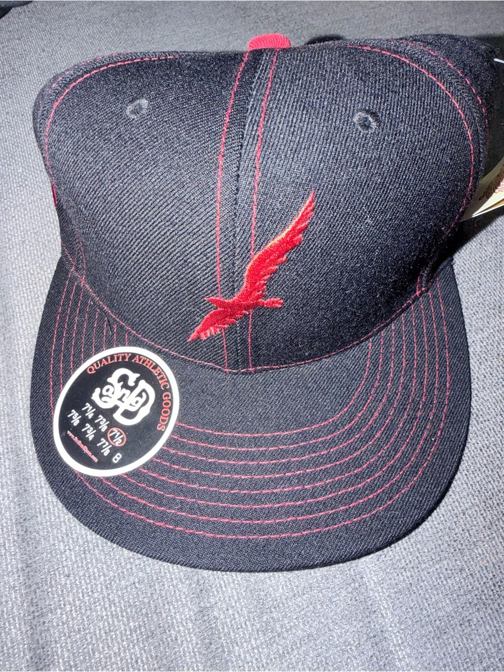 Men's Black Baseball Cap with Red Embroidered Eagle - Classic Athletic Look